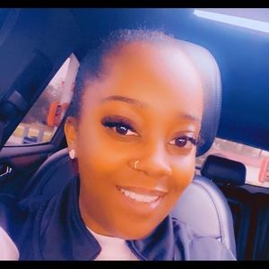 Meet your Posher, Porscha